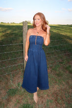 Load image into Gallery viewer, Heartland Strapless Denim Midi Dress