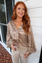 Load image into Gallery viewer, Wild Thing Button Up Top- Taupe