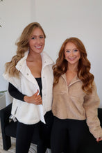 Load image into Gallery viewer, BF Cozy Sherpa Vest Jacket- White