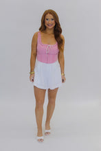 Load image into Gallery viewer, Darla Linen Flared Shorts-White