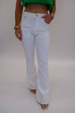 Load image into Gallery viewer, Sanders Stretch Flare Jeans-White