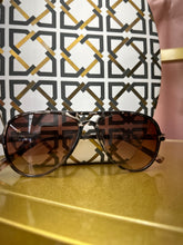 Load image into Gallery viewer, Sunglasses