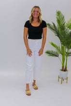 Load image into Gallery viewer, Tyra Scalloped Edge Top-Black