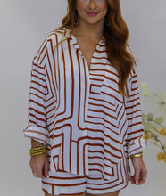 Load image into Gallery viewer, Court Collard Geometric Set Top