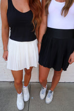 Load image into Gallery viewer, Move It Pleated Tennis Skort-Black