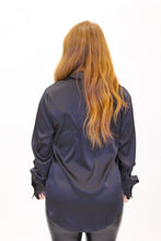 Load image into Gallery viewer, City Scene Button Up Top- Black