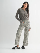 Load image into Gallery viewer, Zebra High Rise Straight Jeans
