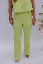 Load image into Gallery viewer, Spring Scene Set Midi Pants- Citron
