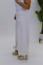 Load image into Gallery viewer, Cali Ballon Style Pants- Cream
