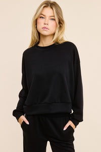 On the Go Crewneck-Black
