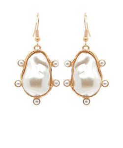 Oval Pearl Dangle Earrings