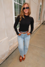 Load image into Gallery viewer, Capsule Mock Neck Top-Black
