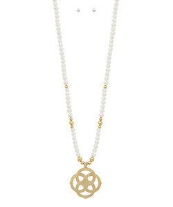 Geo Metal  Pearl Beads Necklace