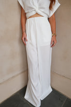 Load image into Gallery viewer, Dreaming Top &amp; Pant Set- White
