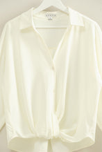 Load image into Gallery viewer, Dani Button Down Blouse-Off White
