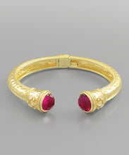 Load image into Gallery viewer, Crystal &amp;  Glass Accent Metal Cuff
