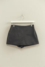 Load image into Gallery viewer, Mille Suede Skort- Black
