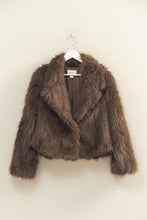 Load image into Gallery viewer, Marleigh Collar Faux Fur Jacket
