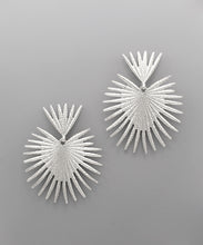 Load image into Gallery viewer, Starburst Heart Earrings
