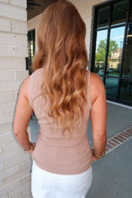Load image into Gallery viewer, Sand Dune Ribbed Knit Top- Taupe
