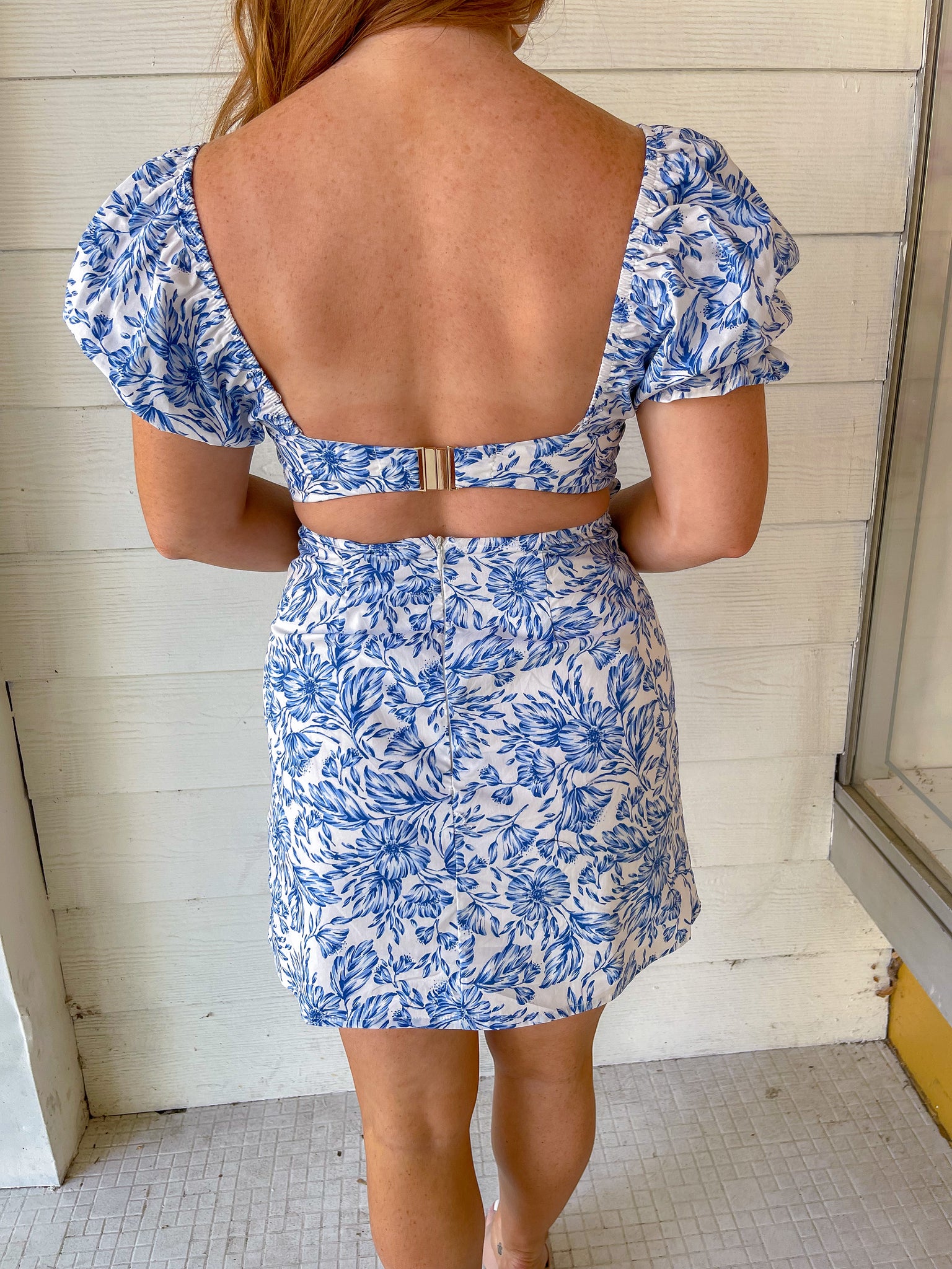 Santorini Floral Mini Dress- Blue/White – Ginger Bee Boutique