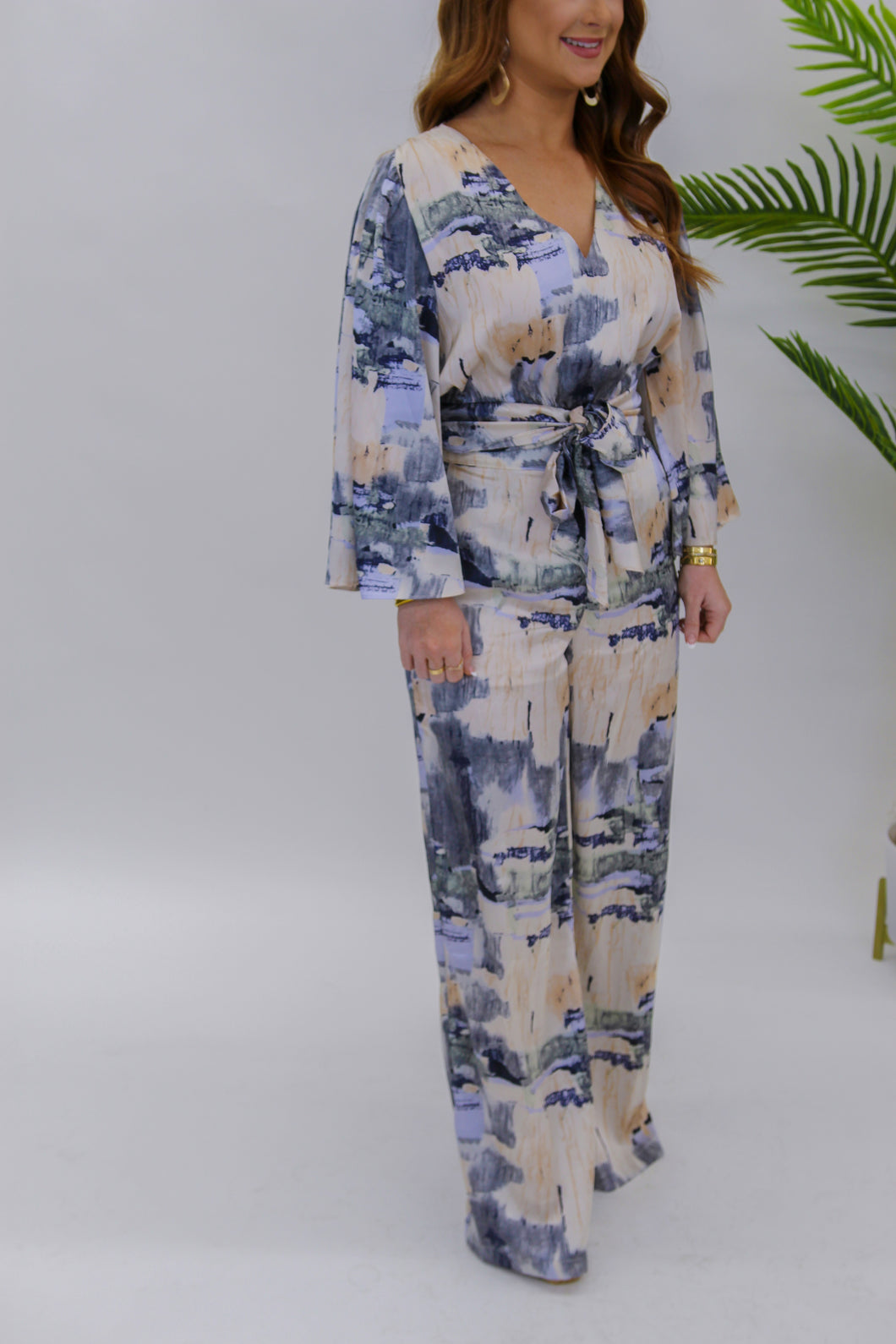 Go Figure Printed Pants- Grey