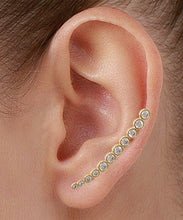 Load image into Gallery viewer, Graduated CZ Ear Crawler

