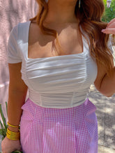 Load image into Gallery viewer, Styler Short Sleeve Ruched Top- White
