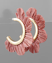Load image into Gallery viewer, Raffia Flower Cut Hoops
