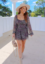 Load image into Gallery viewer, Darby Floral Tie Crop Top- Olive
