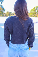Load image into Gallery viewer, Dana Crew Neck Long Sleeve Crop- Black
